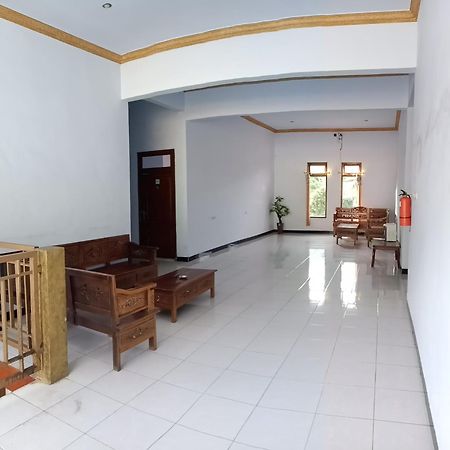 Hotel Nadia Μπρόμο Εξωτερικό φωτογραφία