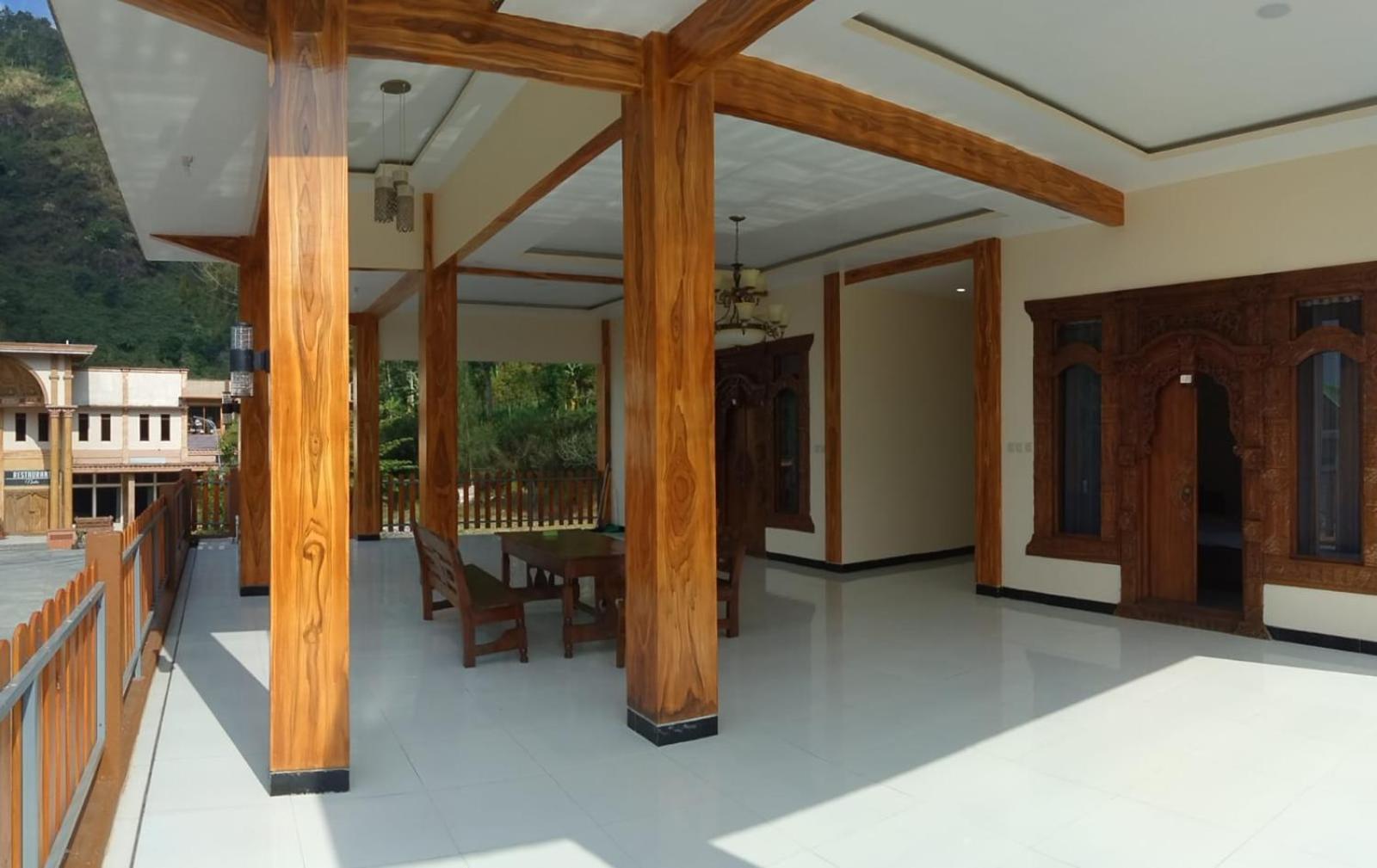 Hotel Nadia Μπρόμο Εξωτερικό φωτογραφία