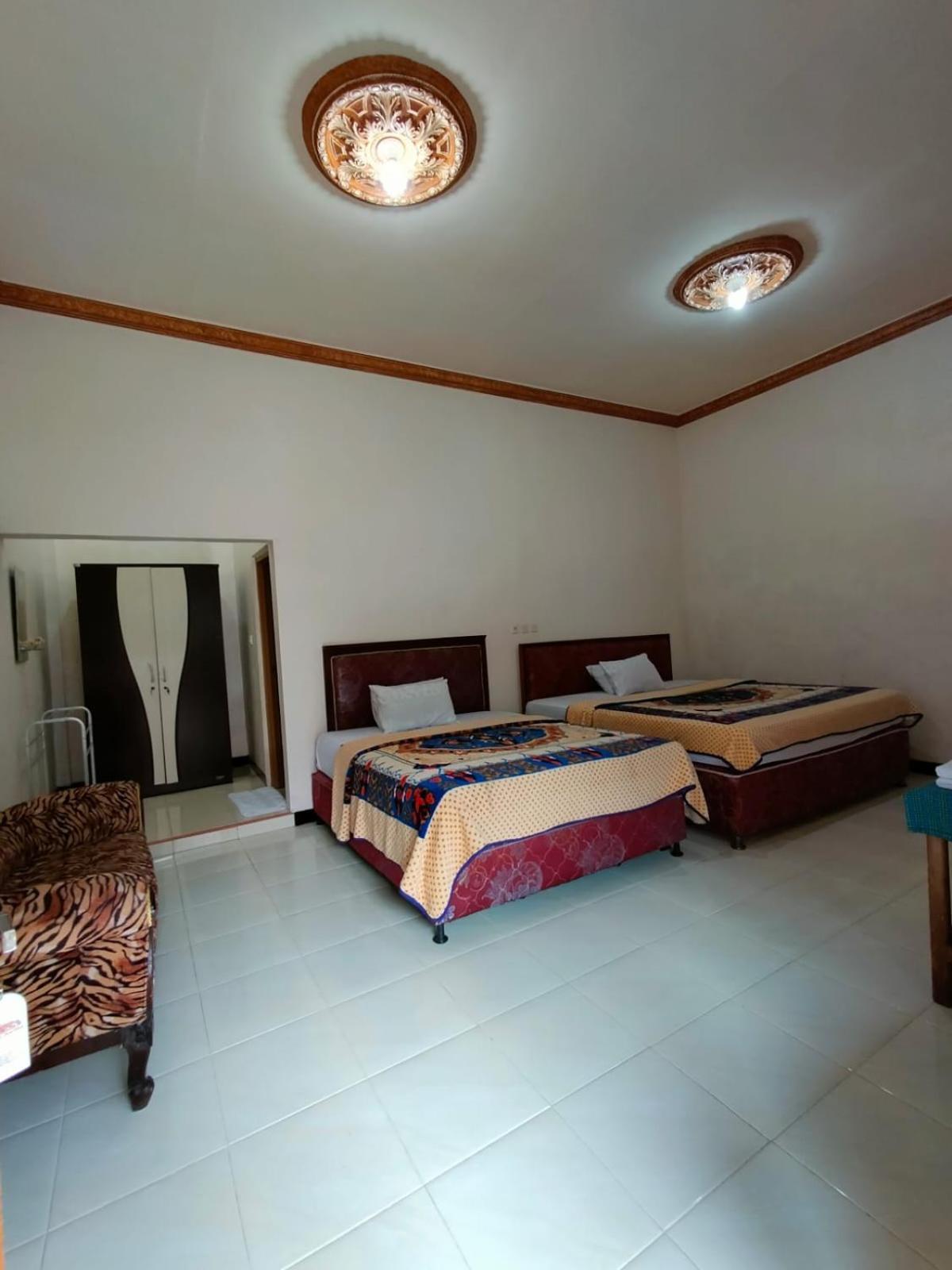 Hotel Nadia Μπρόμο Εξωτερικό φωτογραφία