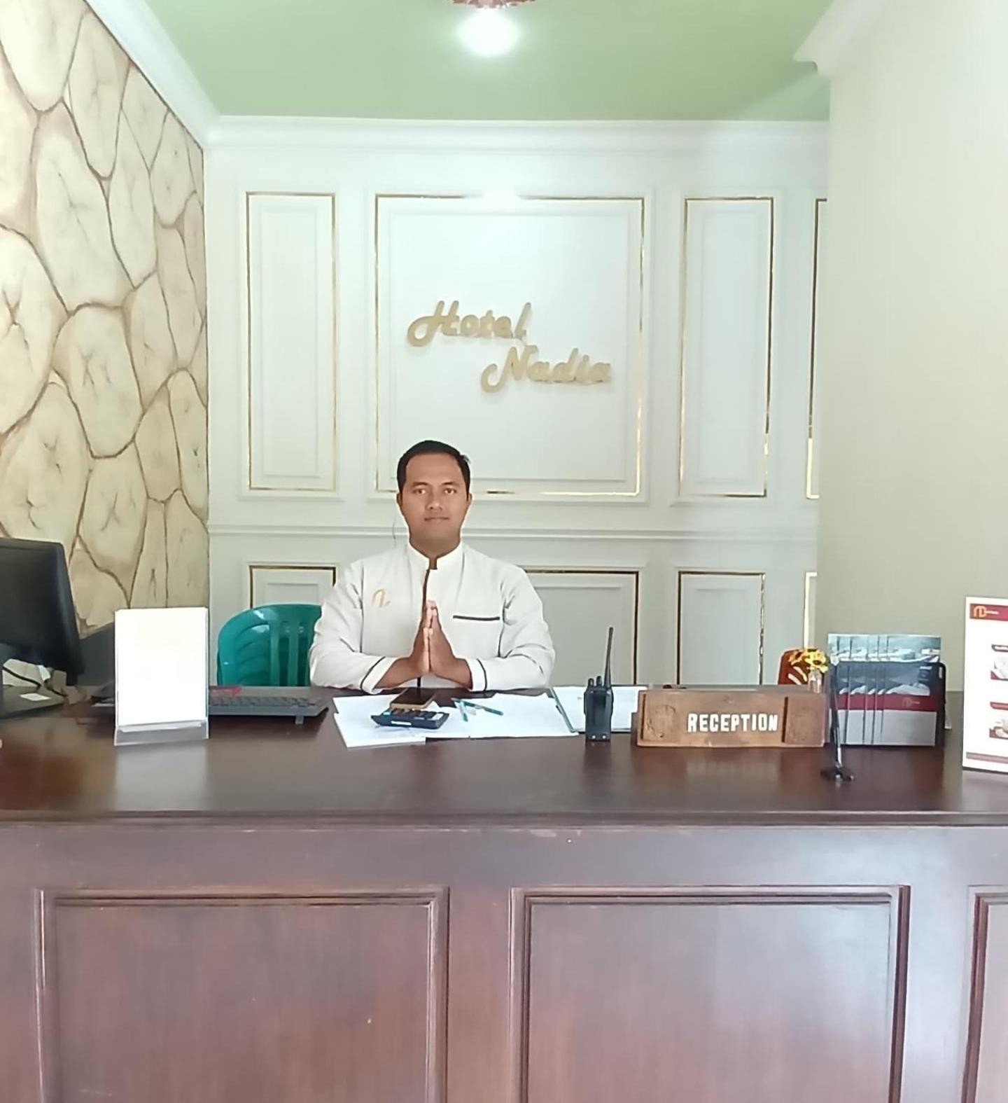 Hotel Nadia Μπρόμο Εξωτερικό φωτογραφία