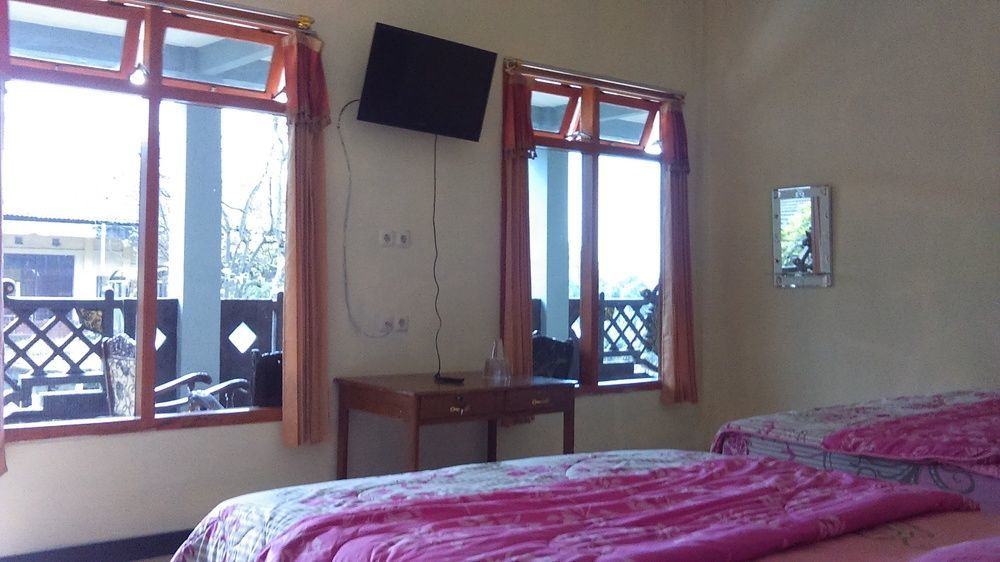 Hotel Nadia Μπρόμο Εξωτερικό φωτογραφία