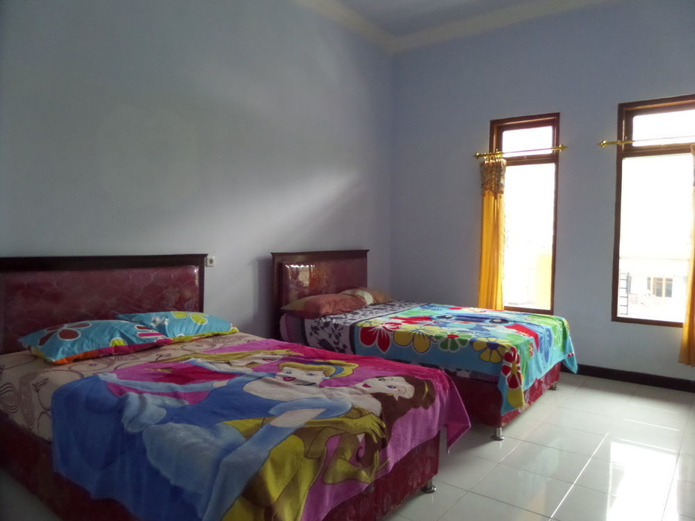 Hotel Nadia Μπρόμο Εξωτερικό φωτογραφία